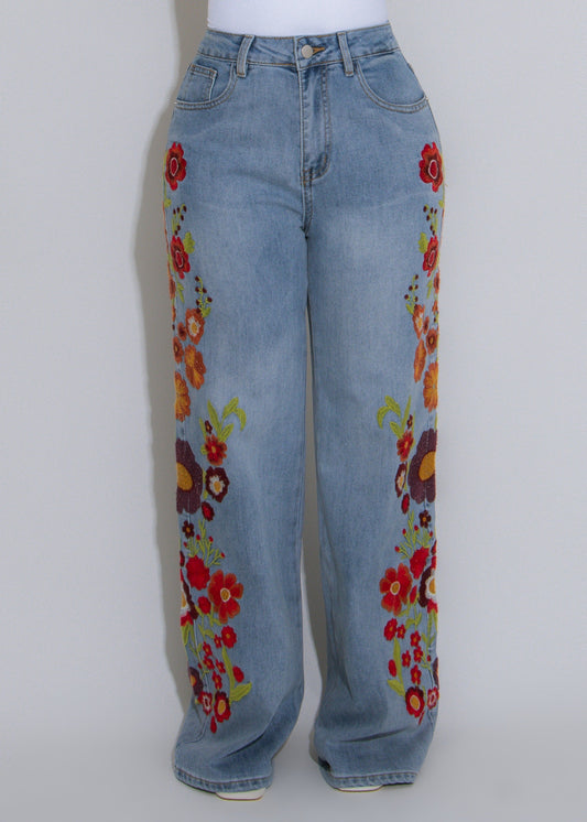 Ruffle Me Right Floral Pant Light Denim